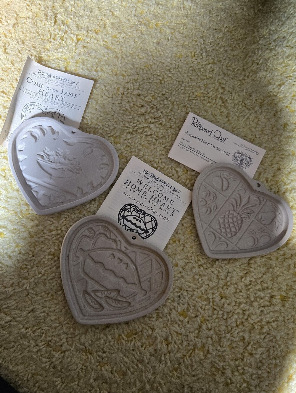 Trio Pampered Chef Beige Heart Cookie Molds